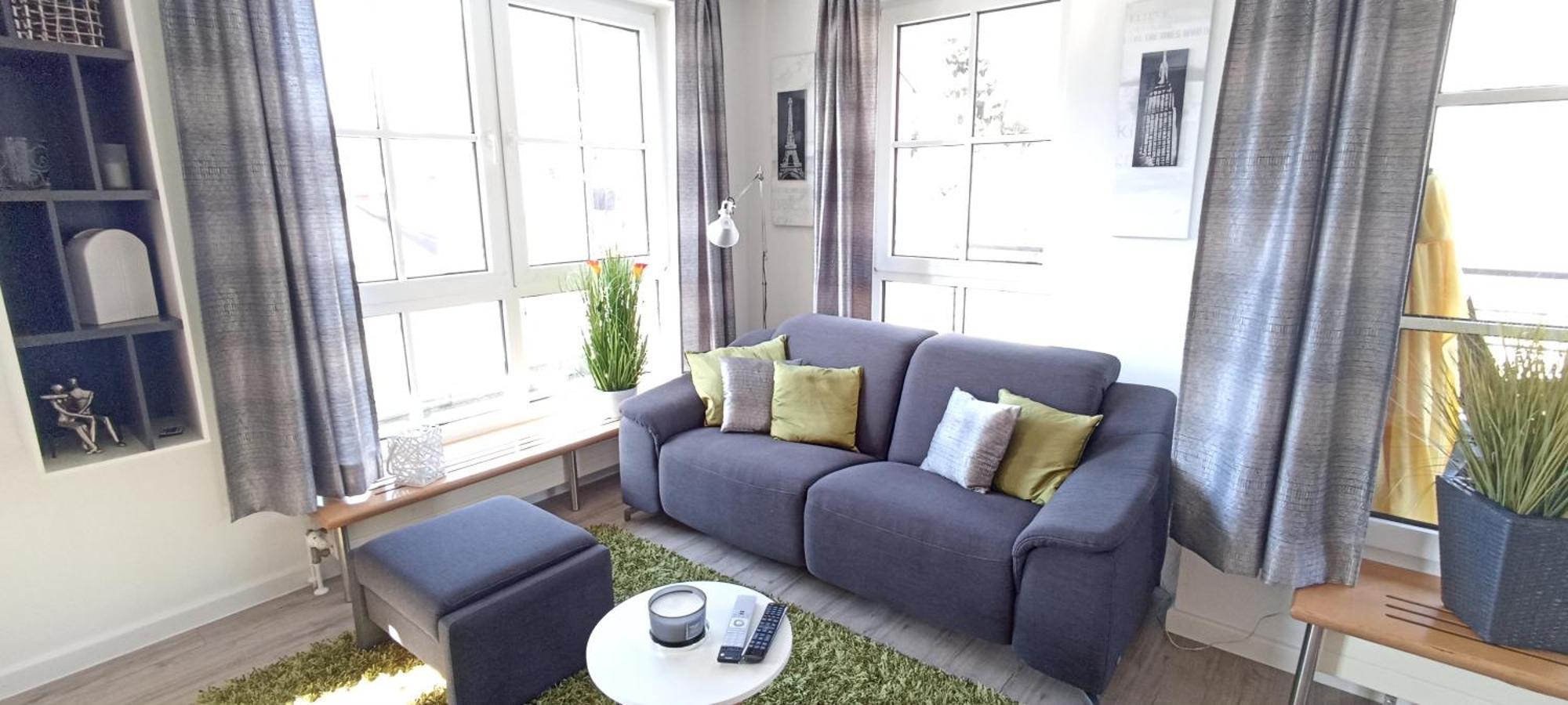 Grosszuegiges Helles Penthouse -Komplette Etage- Mit Balkon Und Stellplatz In Ruhiger Lage Кульмбах Екстер'єр фото