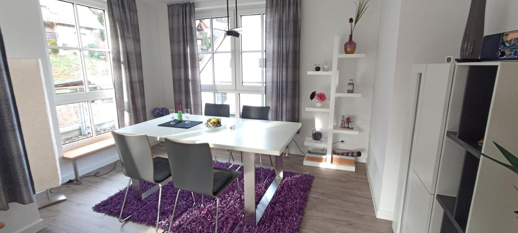 Grosszuegiges Helles Penthouse -Komplette Etage- Mit Balkon Und Stellplatz In Ruhiger Lage Кульмбах Екстер'єр фото