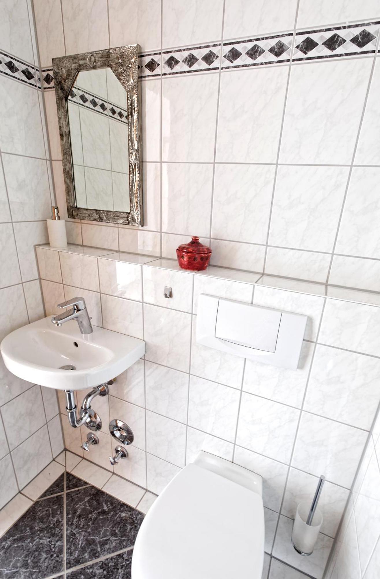 Grosszuegiges Helles Penthouse -Komplette Etage- Mit Balkon Und Stellplatz In Ruhiger Lage Кульмбах Екстер'єр фото