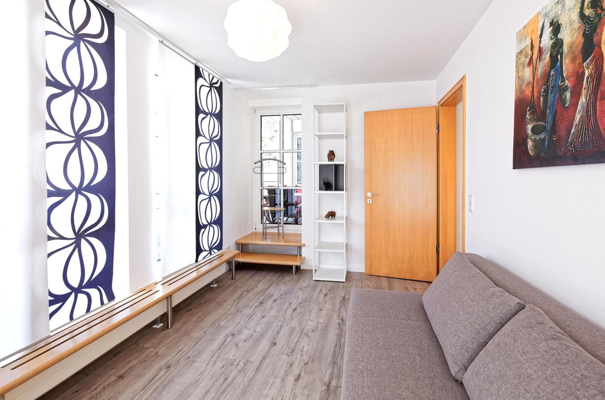 Grosszuegiges Helles Penthouse -Komplette Etage- Mit Balkon Und Stellplatz In Ruhiger Lage Кульмбах Екстер'єр фото