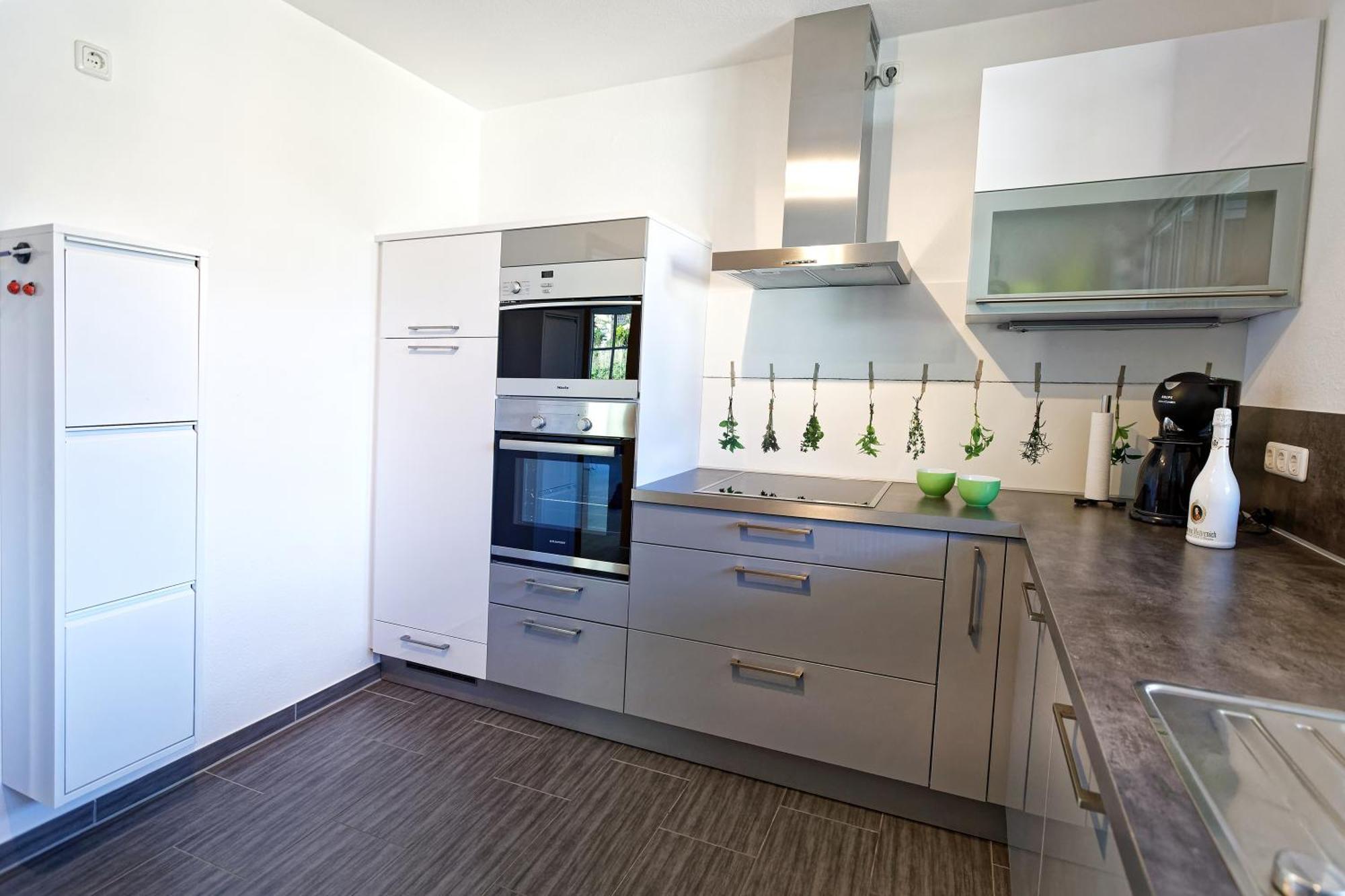 Grosszuegiges Helles Penthouse -Komplette Etage- Mit Balkon Und Stellplatz In Ruhiger Lage Кульмбах Екстер'єр фото